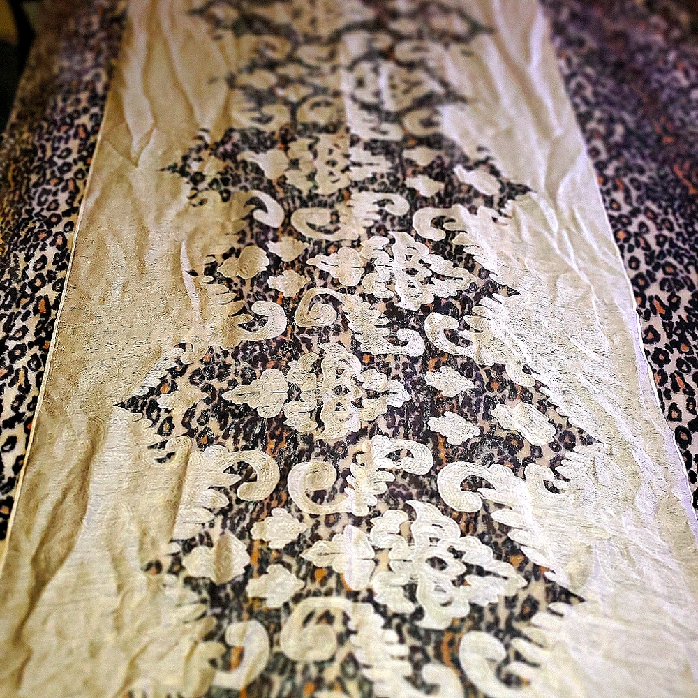 Scarfs - Picture 4 of 15